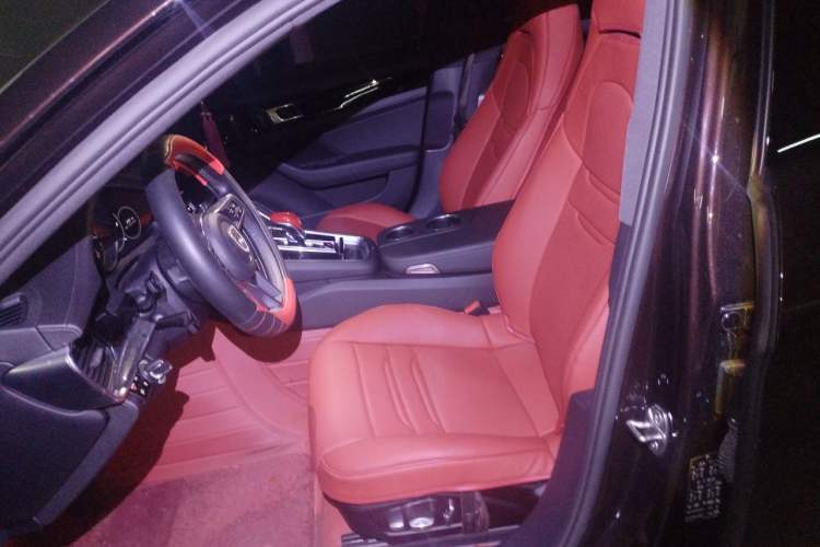 Used Porsche Panamera 2019 Panamera 4 Executive Long Wheelbase 2.9T Left Front Seat