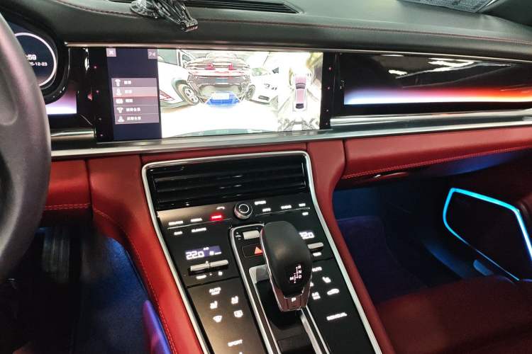 Used Porsche Panamera 2019 Panamera 4 Sport Turismo 2.9T Audio And AC Panel