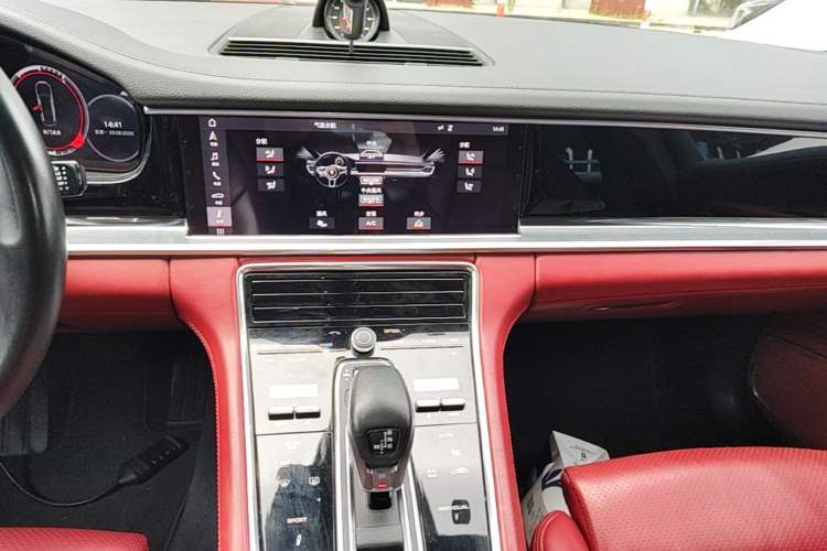 Used Porsche Panamera 2019 Panamera 2.9T Audio And AC Panel