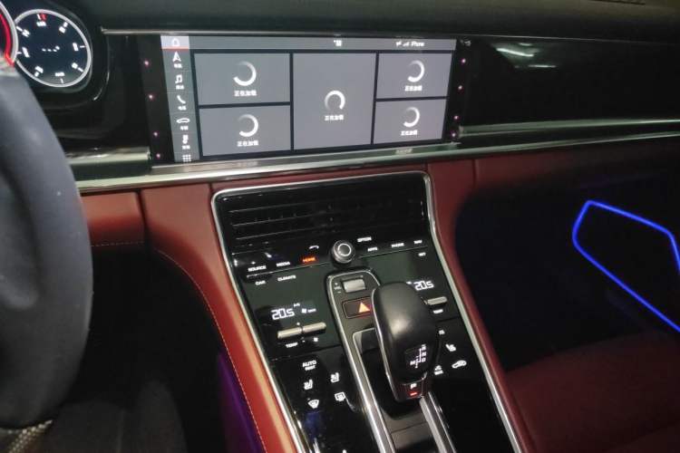Used Porsche Panamera 2019 Panamera 4 Executive Long Wheelbase 2.9T Audio And AC Panel
