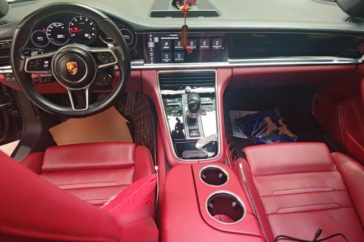 Used Porsche Panamera 2019 Panamera 2.9T Center Console