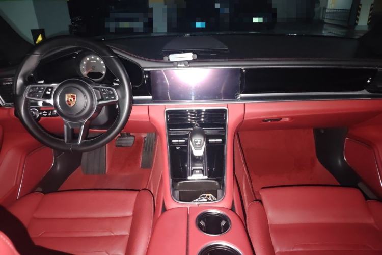 Used Porsche Panamera 2019 Panamera Executive Long Wheelbase 2.9T Center Console