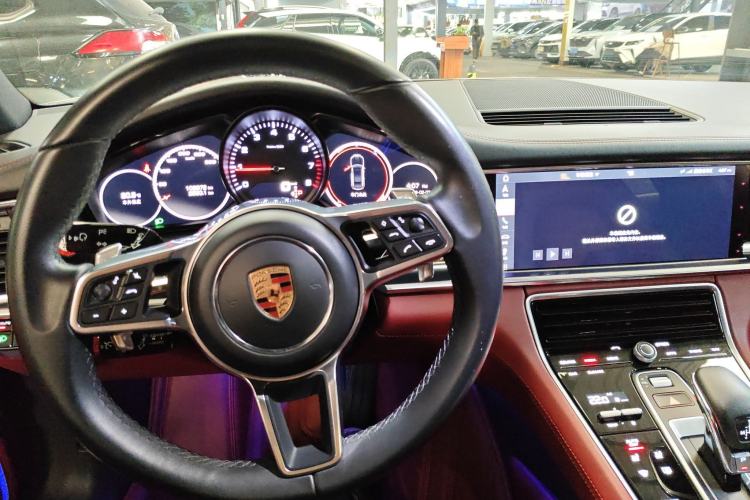 Used Porsche Panamera 2019 Panamera 2.9T Center Console