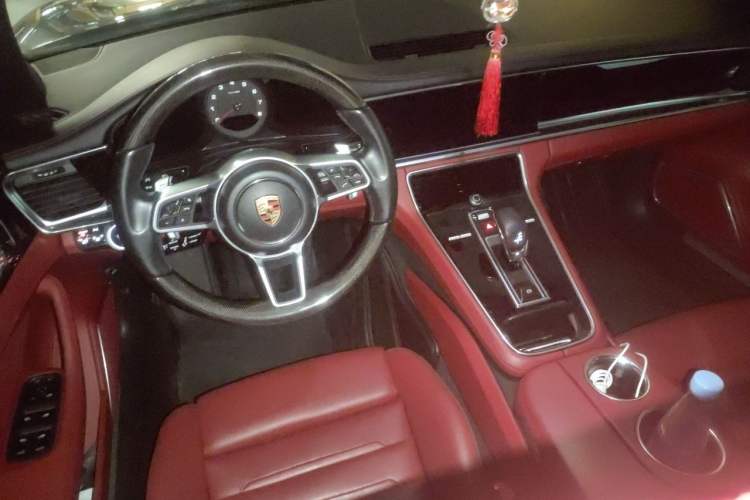 Used Porsche Panamera 2019 Panamera 2.9T Center Console