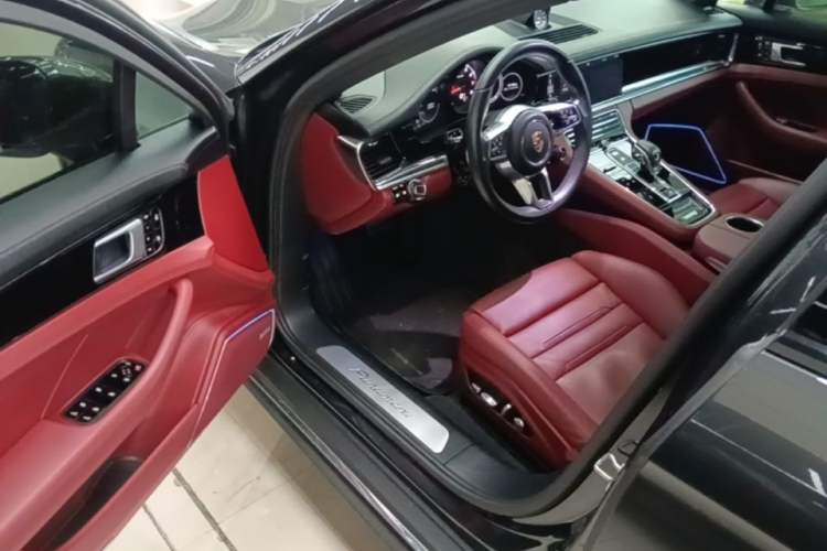 Used Porsche Panamera 2019 Panamera Executive Long Wheelbase 2.9T Driver Seat