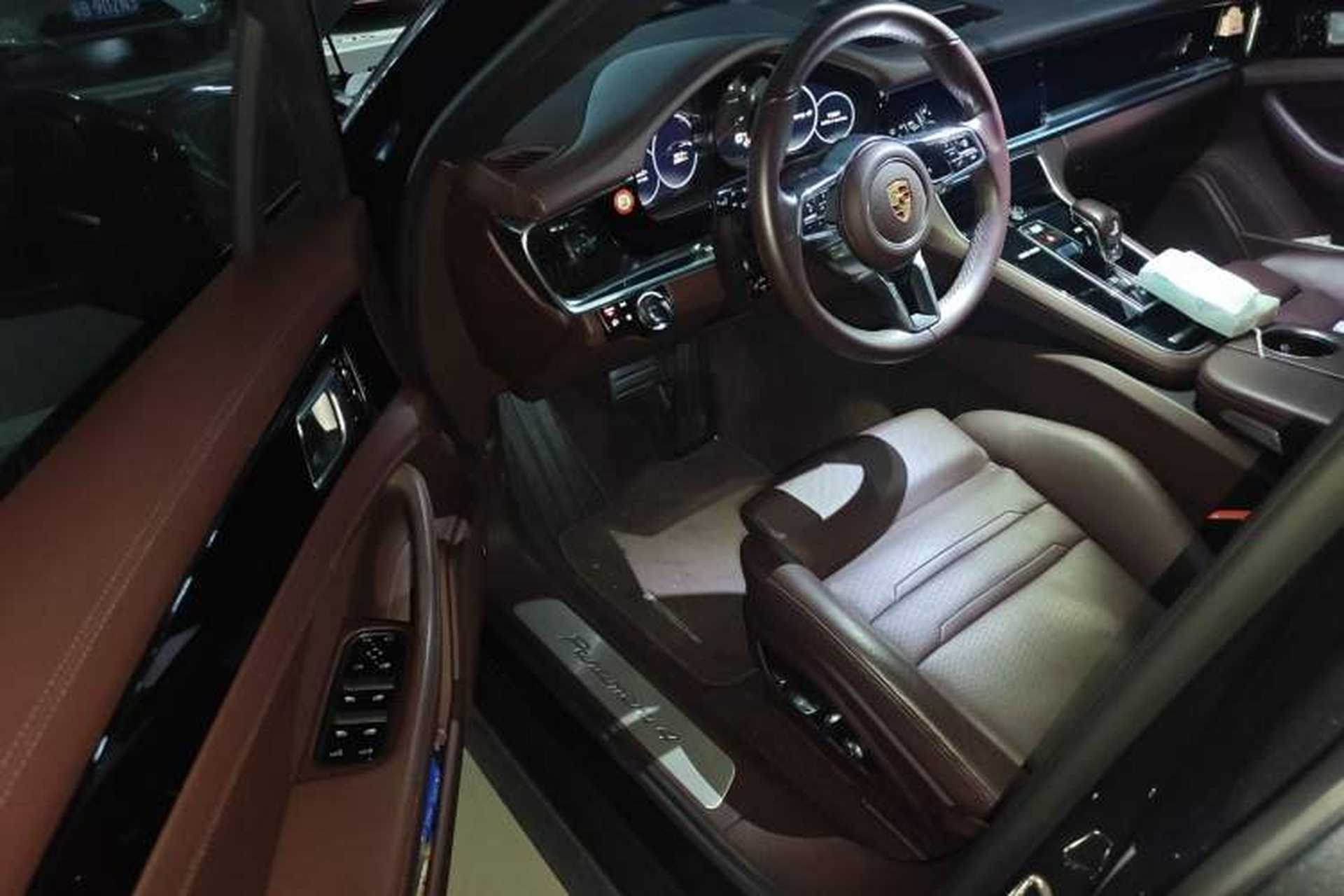 Used Porsche Panamera 2019 Panamera 4 Sport Turismo 2.9T Driver Seat