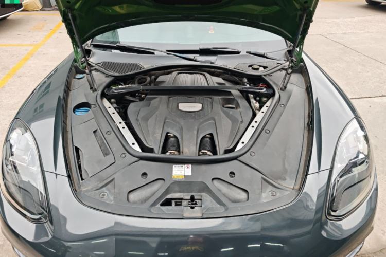 Used Porsche Panamera 2019 Panamera 2.9T Engine Bay