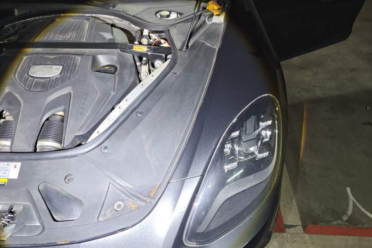 Used Porsche Panamera 2019 Panamera 2.9T Engine Bay Left