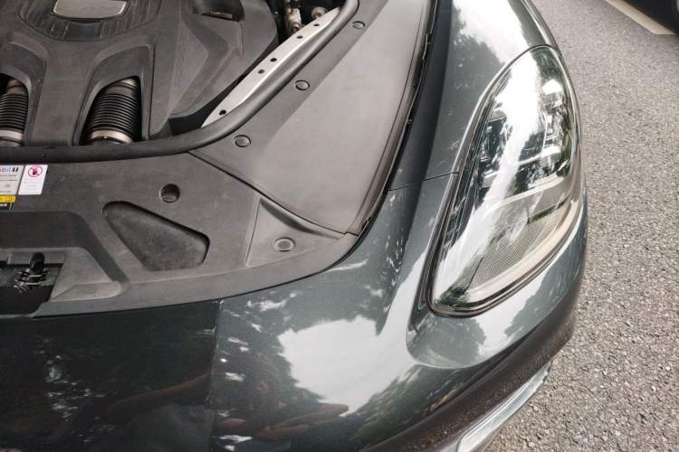 Used Porsche Panamera 2019 Panamera 2.9T Engine Bay Left