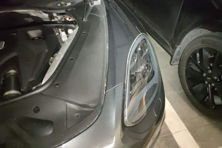 Used Porsche Panamera 2019 Panamera 2.9T Engine Bay Left