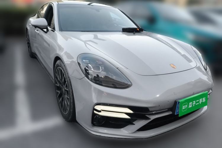 Used Porsche Panamera 2019 Panamera 2.9T Front Right 45 Deg