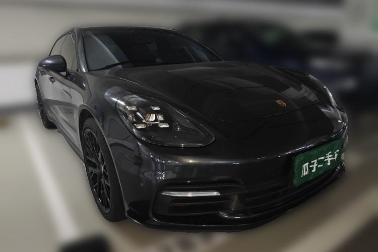 Used Porsche Panamera 2019 Panamera 4 Sport Turismo 2.9T Front Right 45 Deg