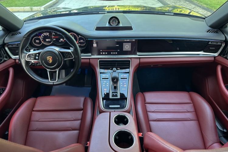 Used Porsche Panamera 2019 Panamera 2.9T Interior 2
