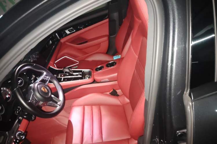 Used Porsche Panamera 2019 Panamera Executive Long Wheelbase 2.9T Left Front Seat