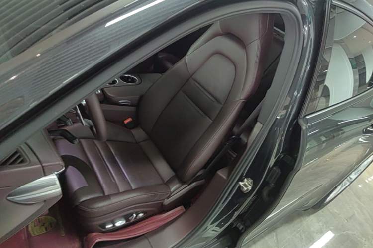 Used Porsche Panamera 2019 Panamera 2.9T Left Front Seat