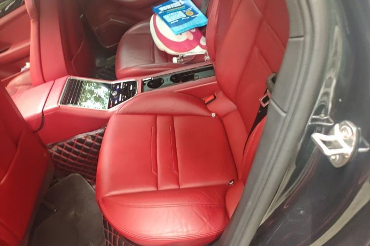 Used Porsche Panamera 2019 Panamera 2.9T Left Rear Seat