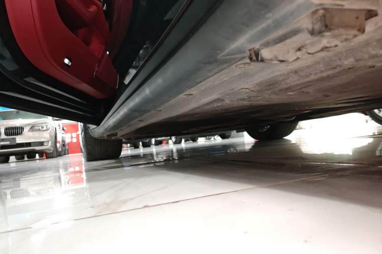 Used Porsche Panamera 2019 Panamera 4 Sport Turismo 2.9T Left Side Sill
