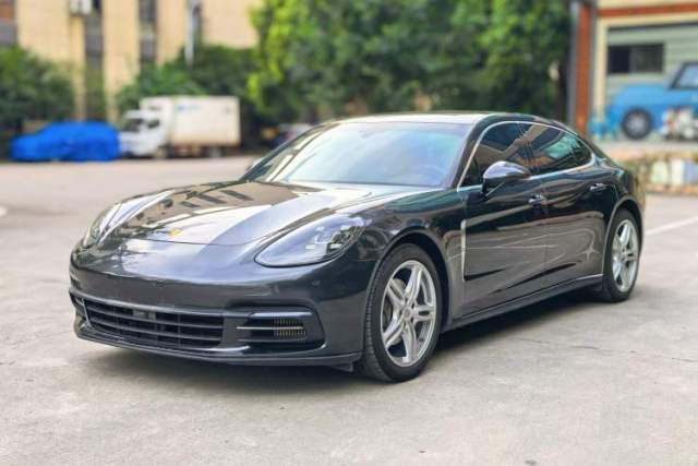 Used Porsche Panamera 2019 Panamera 4 Executive Long Wheelbase 2.9T