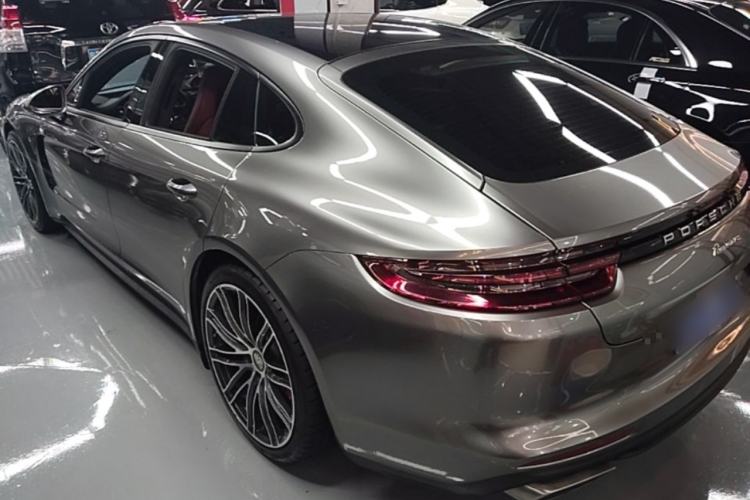 Used Porsche Panamera 2019 Panamera 2.9T Rear Left 45 Deg