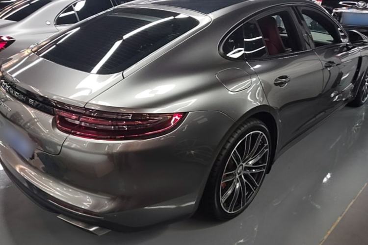 Used Porsche Panamera 2019 Panamera 2.9T Rear Right 45 Deg