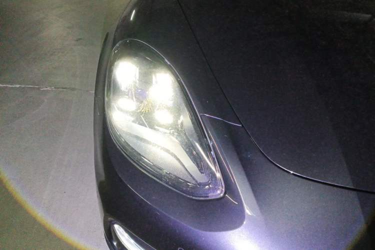 Used Porsche Panamera 2019 Panamera Executive Long Wheelbase 2.9T Right Front Headlight