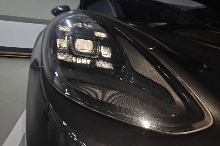 Used Porsche Panamera 2019 Panamera 4 Sport Turismo 2.9T Right Front Headlight