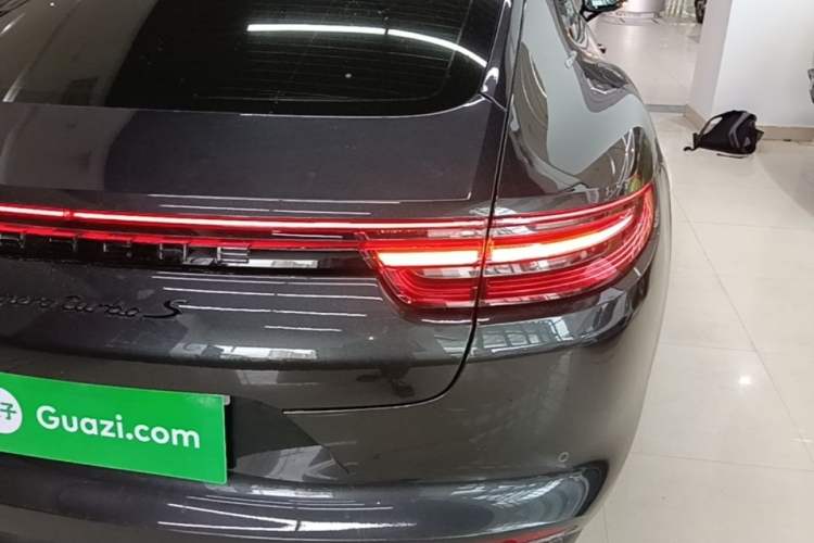 Used Porsche Panamera 2019 Panamera Executive Long Wheelbase 2.9T Right Rear Taillight