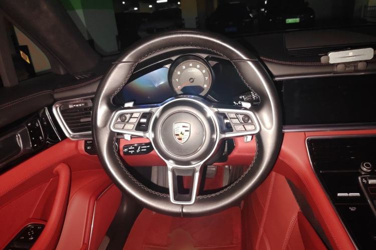 Used Porsche Panamera 2019 Panamera Executive Long Wheelbase 2.9T Steering Wheel