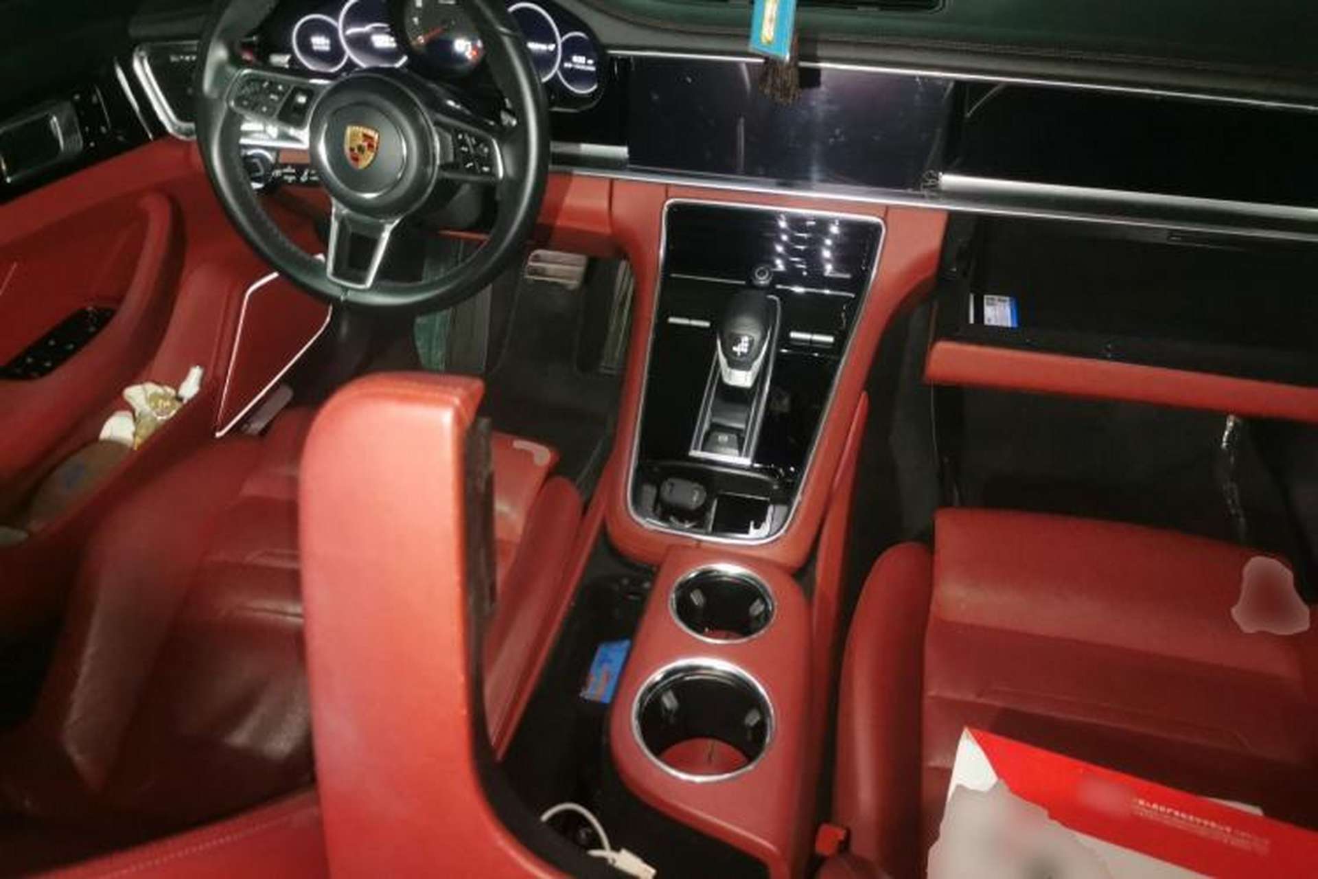 Used Porsche Panamera 2019 Panamera 4 Executive Long Wheelbase 2.9T Steering Wheel
