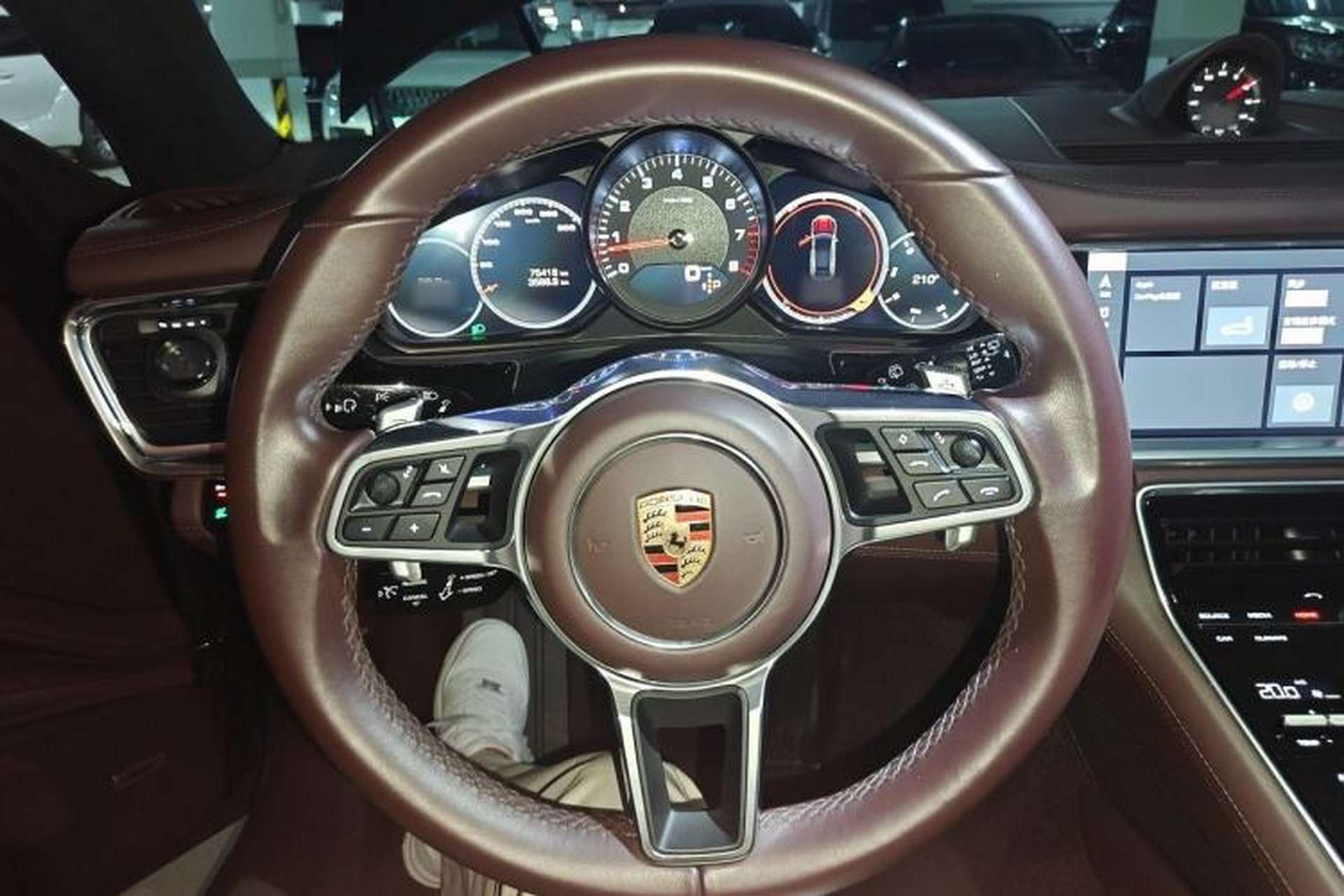 Used Porsche Panamera 2019 Panamera 4 Sport Turismo 2.9T Steering Wheel