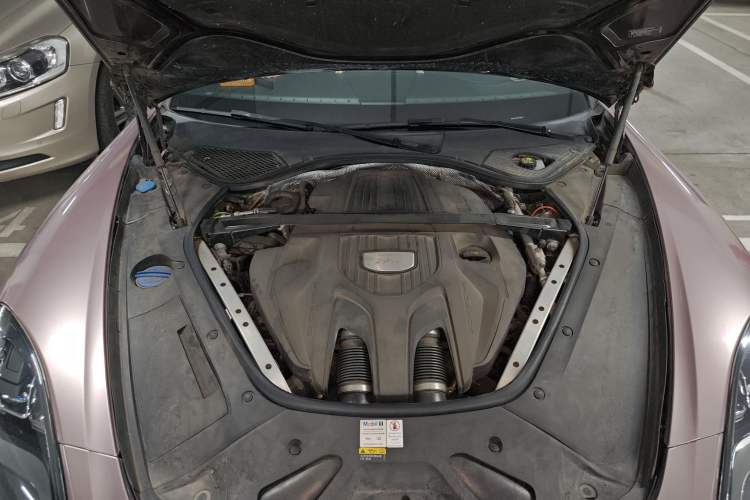 Used Porsche Panamera 2019 Panamera 2.9T Engine Bay