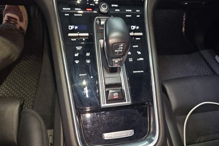 Used Porsche Panamera 2019 Panamera 2.9T Gear Lever