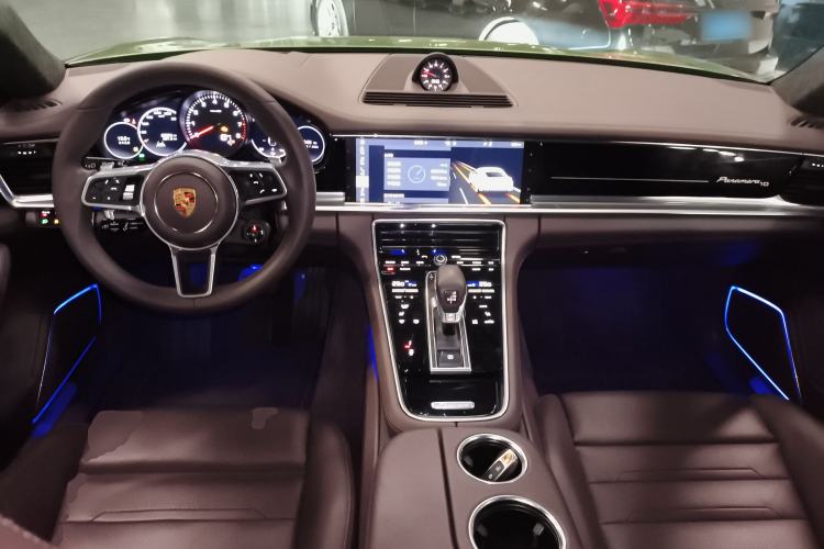 Used Porsche Panamera 2019 Panamera 2.9T Center Console