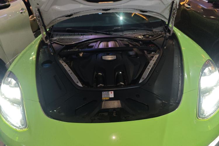 Used Porsche Panamera 2019 Panamera 2.9T Engine Bay