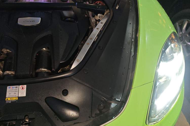 Used Porsche Panamera 2019 Panamera 2.9T Engine Bay Left