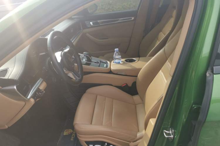Used Porsche Panamera 2019 Panamera Executive Long Wheelbase 2.9T Left Front Seat