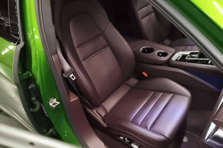 Used Porsche Panamera 2019 Panamera 2.9T Right Front Seat
