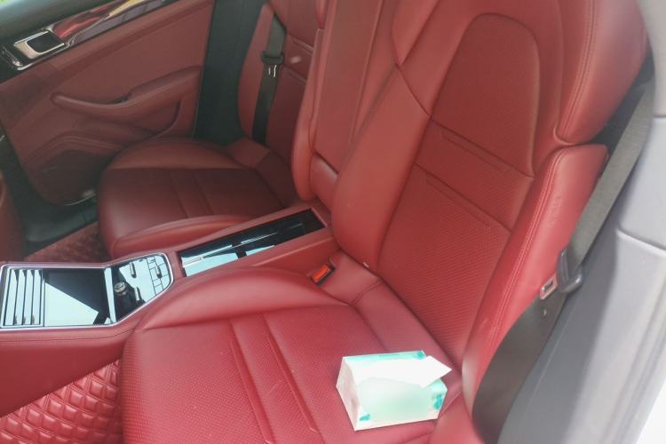 Used Porsche Panamera 2019 Panamera 2.9T Left Rear Seat