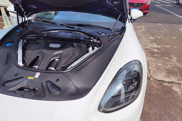 Used Porsche Panamera 2019 Panamera 2.9T Engine Bay Left