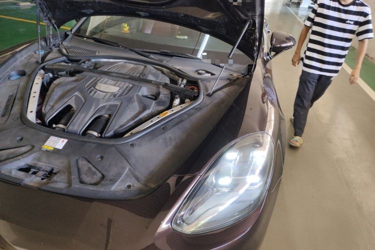 Used Porsche Panamera 2019 Panamera 2.9T Engine Bay Left