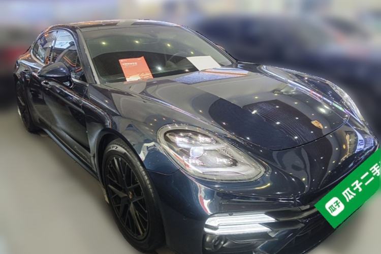Used Porsche Panamera 2019 Panamera 2.9T Front Right 45 Deg