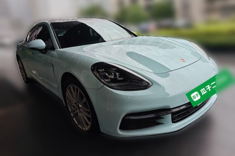 Used Porsche Panamera 2019 Panamera 2.9T Front Right 45 Deg