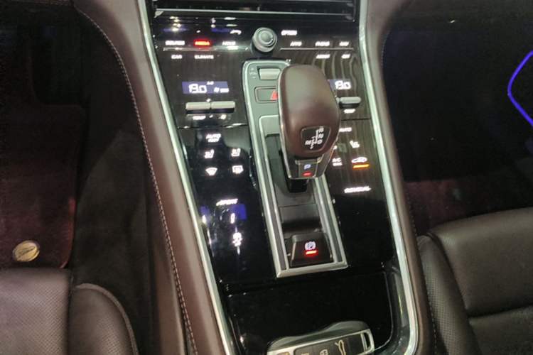 Used Porsche Panamera 2019 Panamera 2.9T Gear Lever