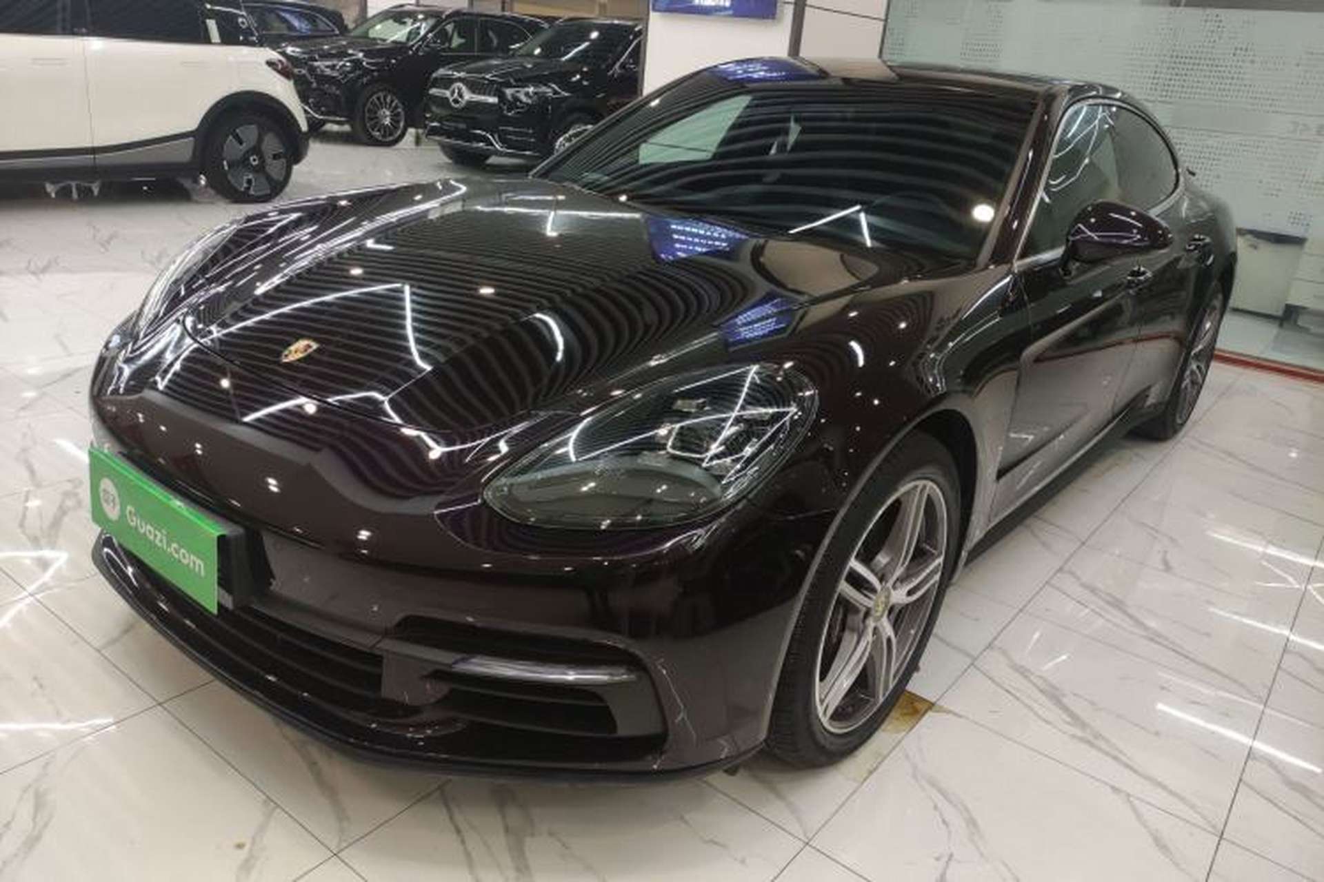 Used Porsche Panamera 2019 Panamera 2.9T Front Left 45 Deg