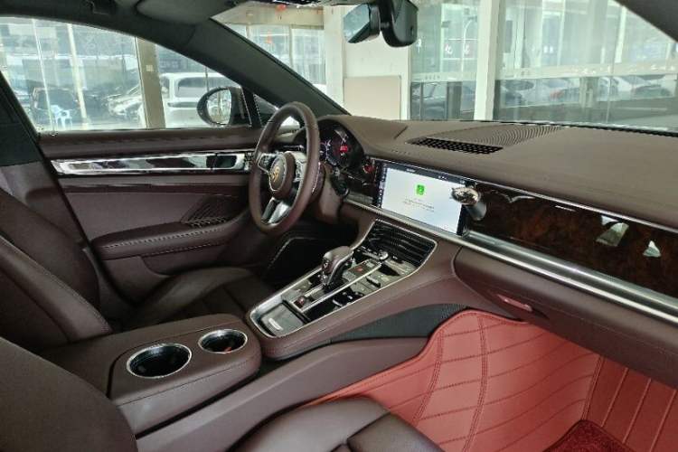 Used Porsche Panamera 2019 Panamera 4 Executive Long Wheelbase 2.9T Interior 7