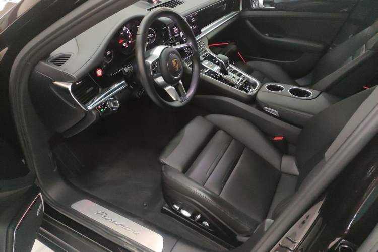 Used Porsche Panamera 2019 Panamera 2.9T Left Front Seat