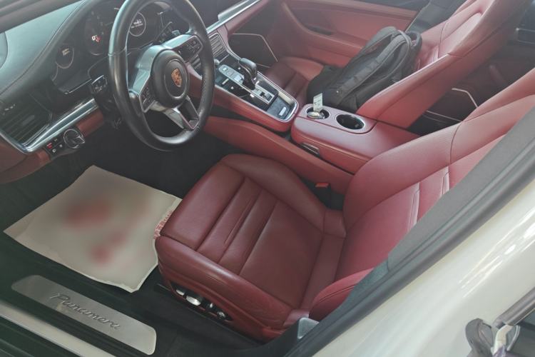 Used Porsche Panamera 2019 Panamera 2.9T Left Front Seat
