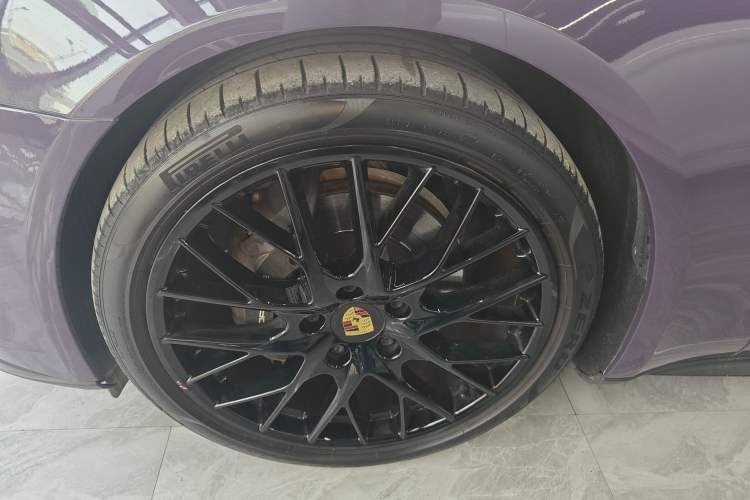 Used Porsche Panamera 2019 Panamera 2.9T Left Front Wheel Hub