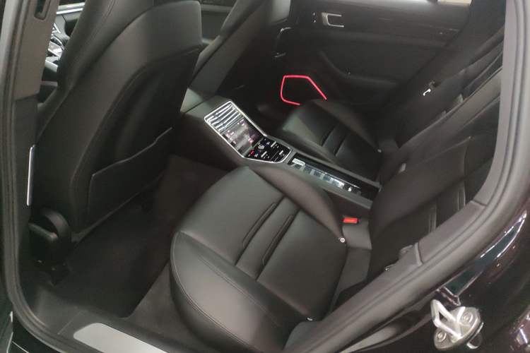Used Porsche Panamera 2019 Panamera 2.9T Left Rear Seat