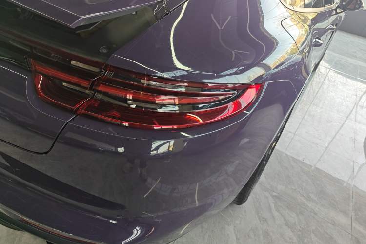 Used Porsche Panamera 2019 Panamera 2.9T Right Rear Taillight